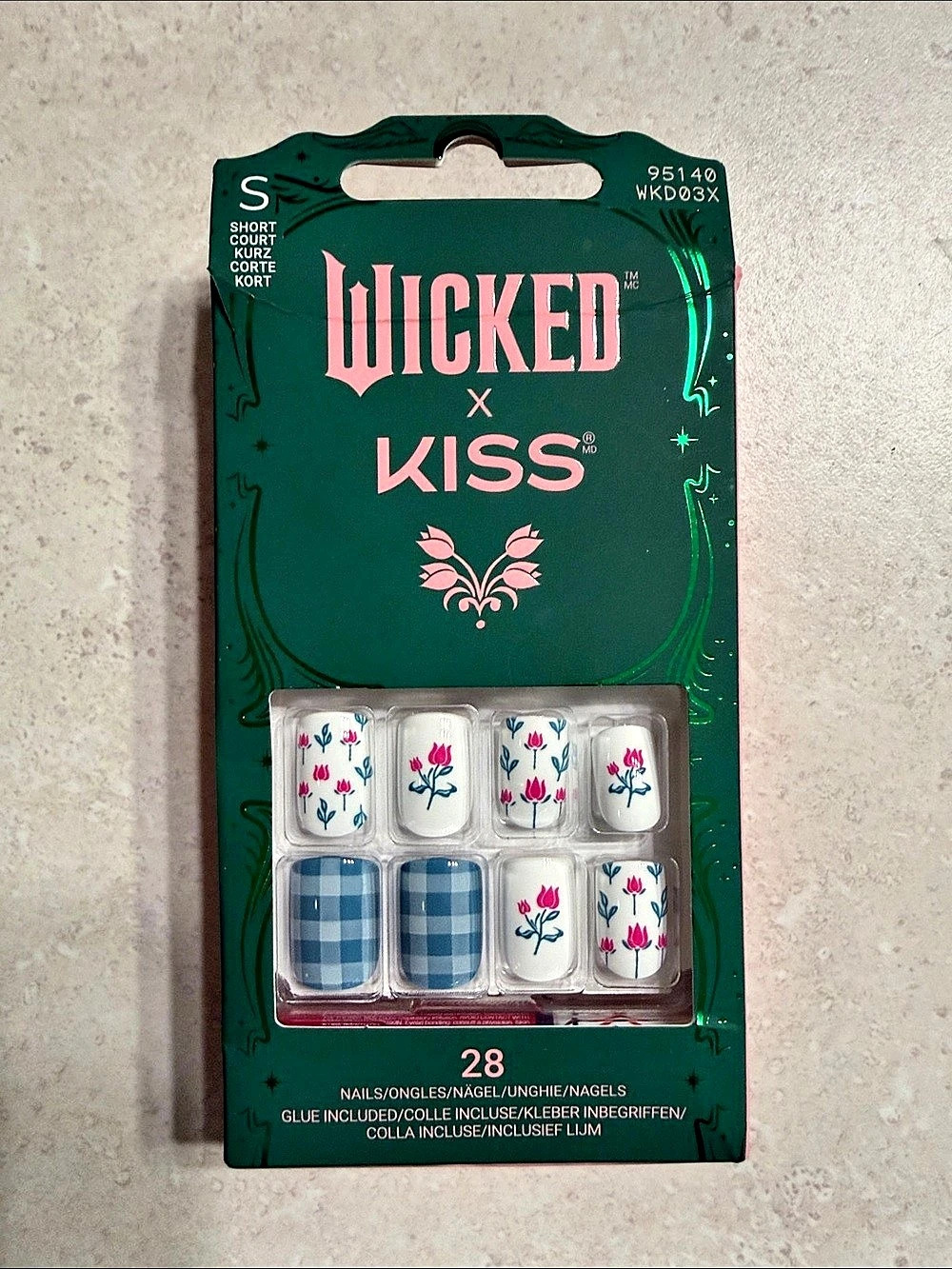KISS Wicked x KISS Press-On Nails - Marvelous Munchkinland Press-On Nails Green